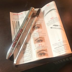 Benefit brow contour 4 in 1